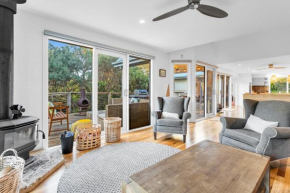 Sandy Hills Beach House by Ready Set Stay- BYO LINEN & TOWELS